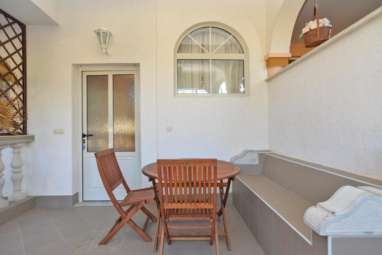 Apartments Vrcevan 811 Medulin Extérieur photo
