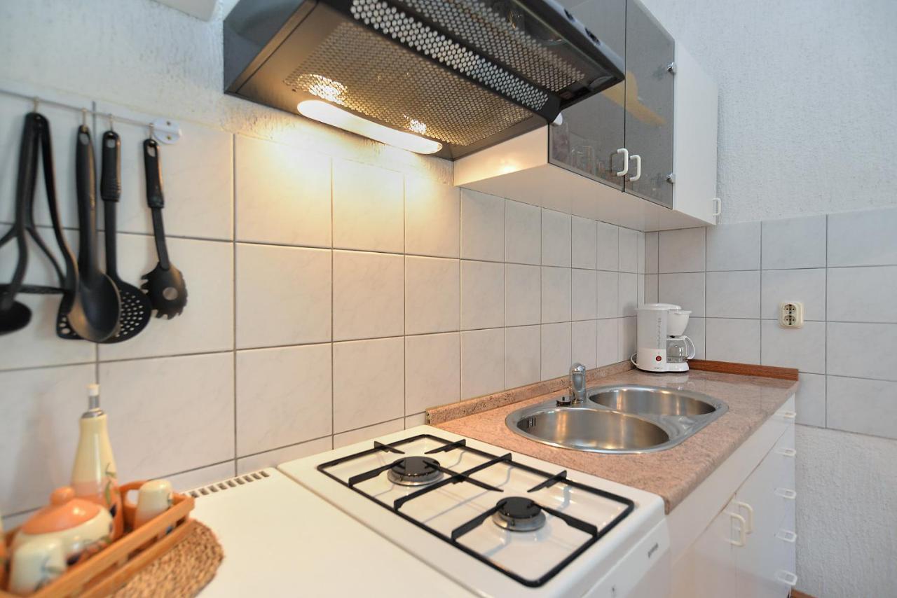 Apartments Vrcevan 811 Medulin Extérieur photo